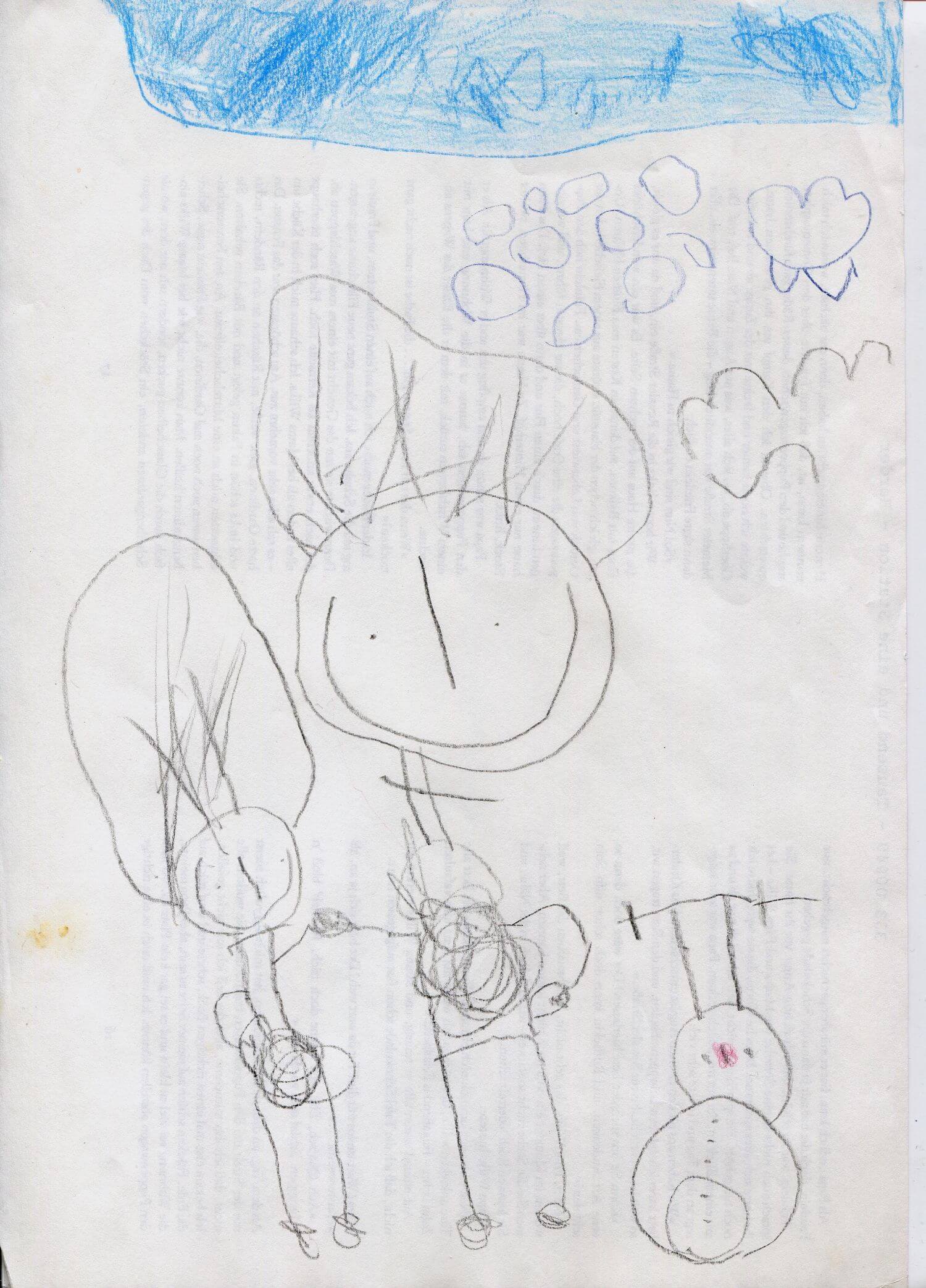 Bild mit zwei Menschen neben einem Schneemann, darüber Wolken mit Schneeflocken