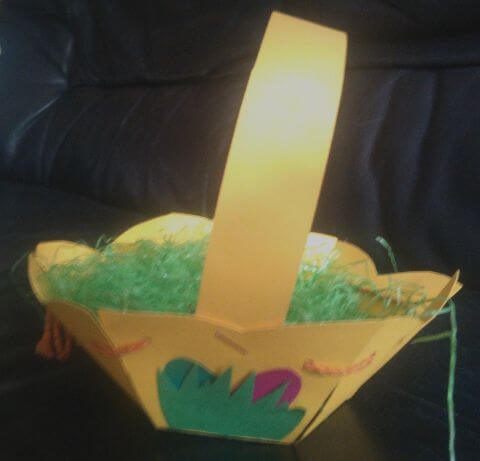 sechseckiges Osterkörbchen